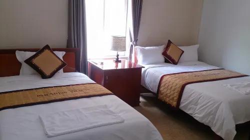 Paradise Hotel Photos