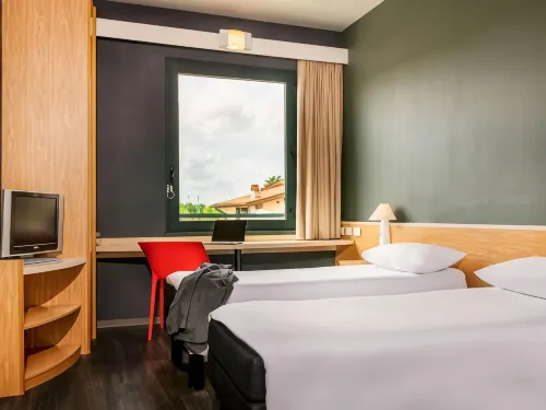 Ibis Firenze Prato Est Rooms Photos