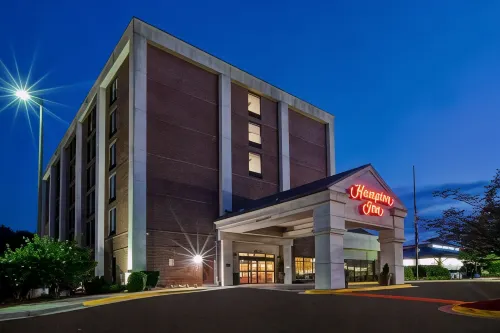 Hampton Inn College Park Exterior Photos