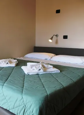 Plus Florence Rooms Photos
