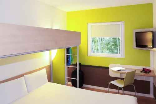 Ibis Budget Amsterdam Airport Photos