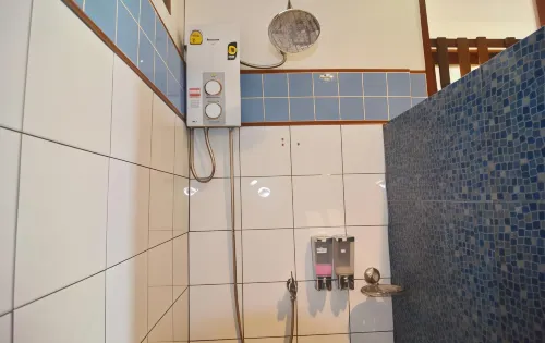 Golden Bay Cottage Kamar Photos