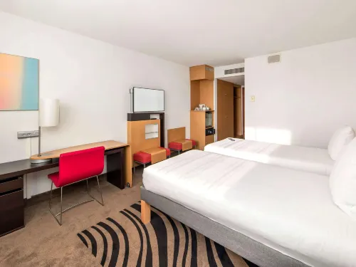 Novotel Krakow City West Rooms Photos