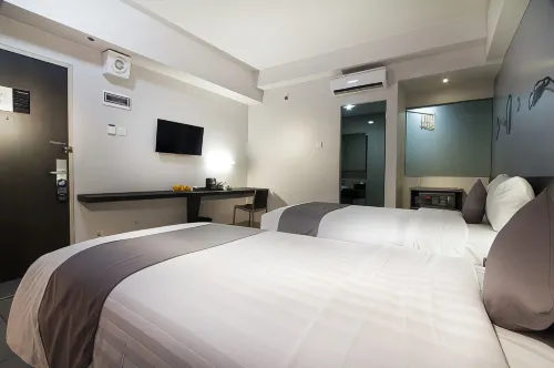 Hotel NEO Tendean Kamar Photos