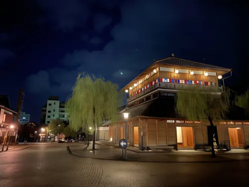 Awara Grand Hotel بالقرب من الفندق Photos