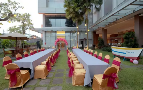 Soll Marina Hotel Serpong Fasilitas Bisnis Photos