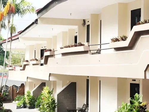 Hotel Nirwana Batu Ngoại thất Photos