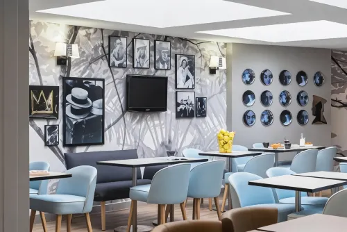 Ibis Styles Nice Vieux-Port Dining Photos