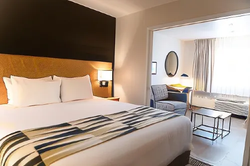 Oxford Suites Redding Photos