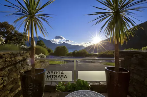 Queenstown House Bed & Breakfast and Apartments Circondario Photos