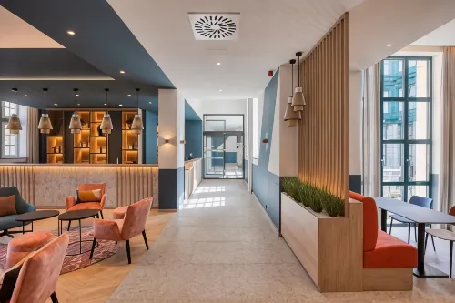 B&B Hotel Hasselt Espaces publics Photos