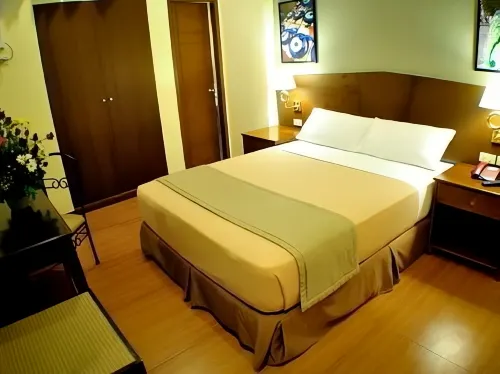 Fersal Hotel Kalayaan Photos