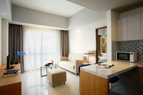 BATIQA Hotel & Apartments Karawang Zimmer Photos