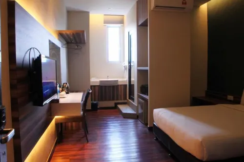 D Elegance Hotel Photos