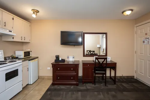 Canadas Best Value Inn and Suites Charlottetown Zimmer Photos