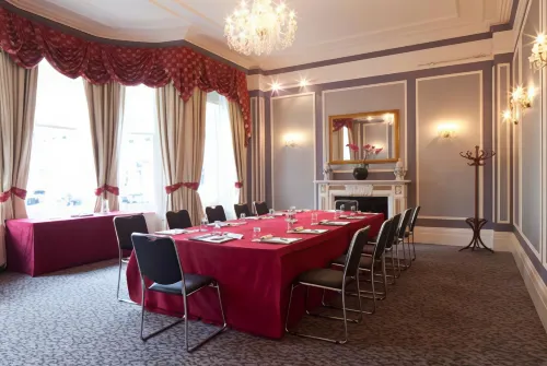 Gem Strathmore Hotel Dining Photos