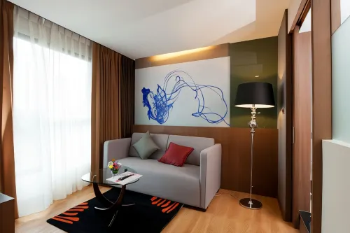 41 Suite Bangkok Zimmer Photos