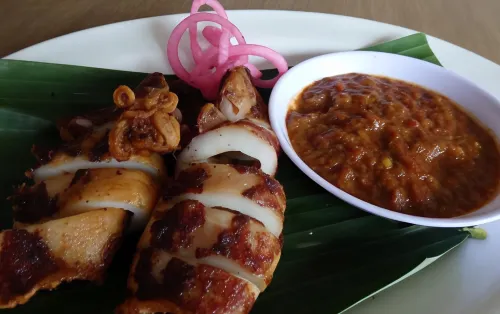 Bahari Inn Tegal Dining Photos