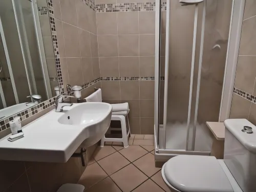 Sakura Inn Sanremo Zimmer Photos