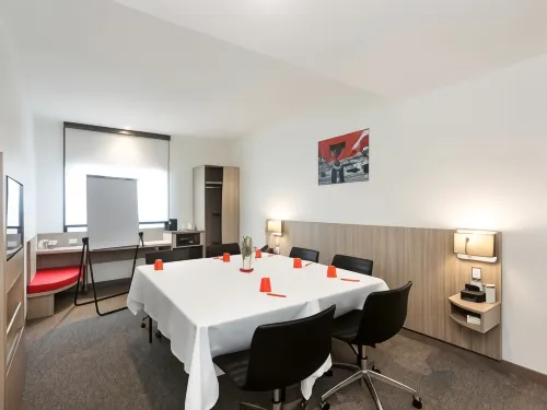 ibis Mackay Business Facilities Photos