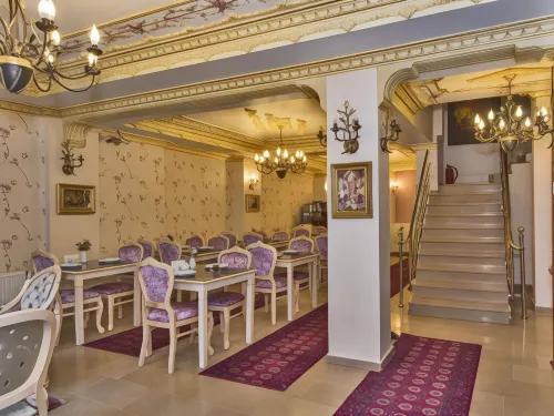 Istanbul Holiday Hotel Photos