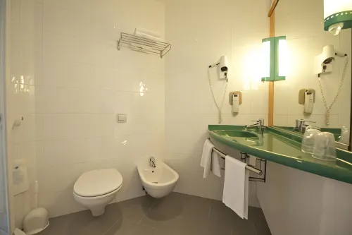 Ibis Firenze Prato Est Rooms Photos