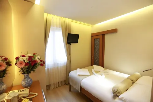 Sirkeci Park Hotel Zimmer Photos