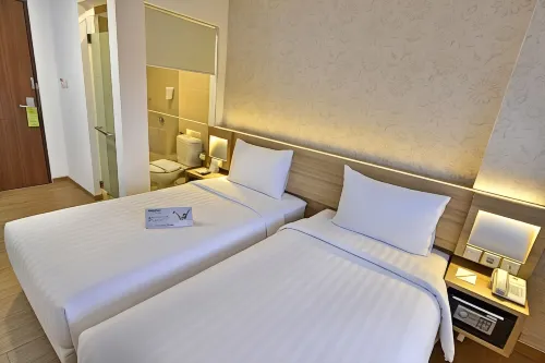 Whiz Prime Hotel Basuki Rahmat Malang Kamar Photos