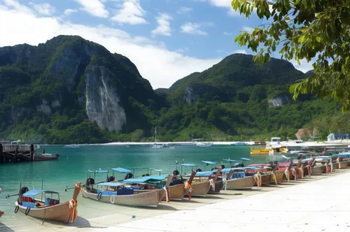 Phi Phi Andaman Beach Resort In der Nähe des Hotels Photos