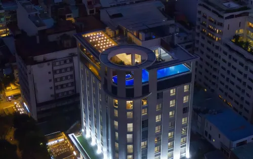 Central Palace Hotel Exterior Photos