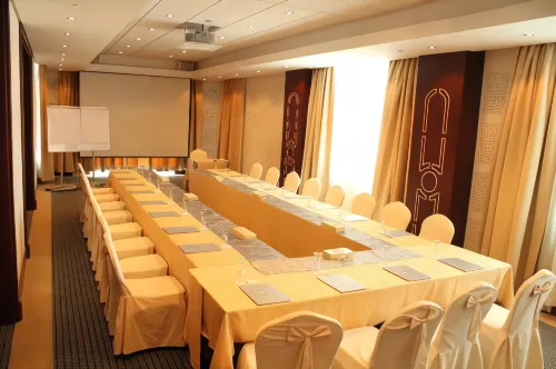 Costa Del Sol Hotel by Arabian Link Business Photos