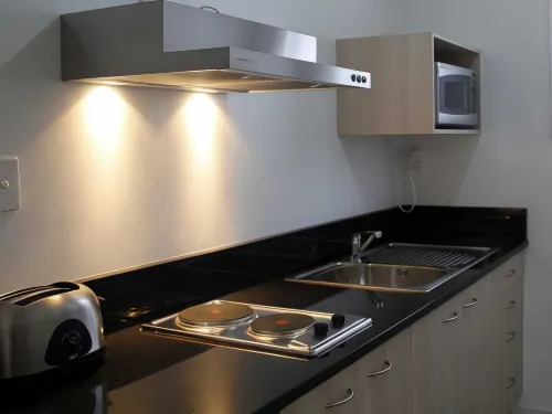 Auckland Airport Kiwi Motel Restauration Photos