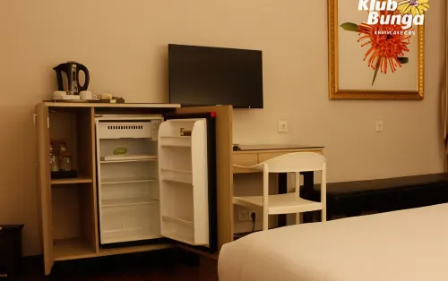 Klub Bunga Theme Park Hotel Kamar Photos