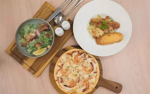 Kokotel Pattaya South Beach Dining Photos