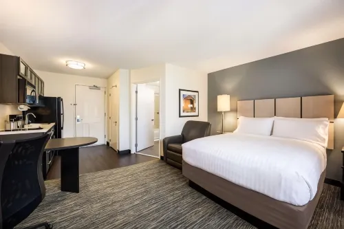 Sonesta Simply Suites Chicago O'Hare Airport Photos