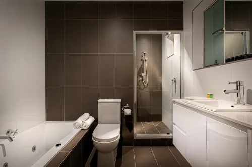 Crest on Barkly Hotel Rooms Photos