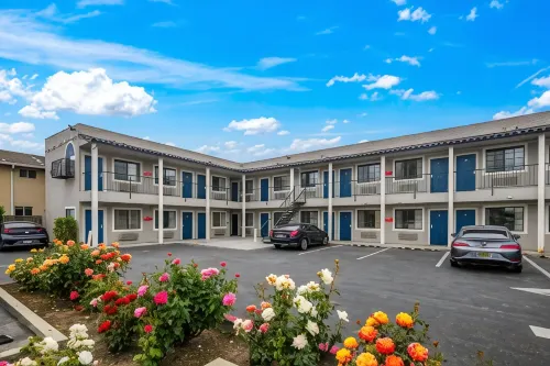 Americas Best Value Inn Milpitas/Silicon Valley Exterior Photos