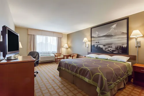 Super 8 by Wyndham Abbotsford BC Featured Photos