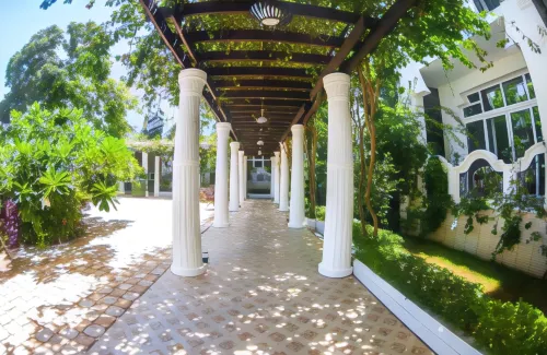 Madinat Al Bahr Business & Spa Hotel Рядом с отелем Photos