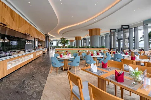 A La Carte Residence  HaLong Bay - High Floor and Bay View Spisning Photos