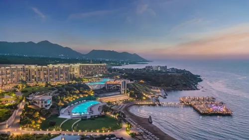 Elexus Hotel Resort & Spa & Casino Рядом с отелем Photos