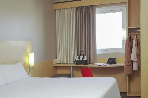 Ibis Hermosillo Photos