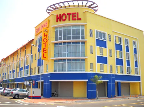 Sun Inns Hotel Kuala Selangor Exterior Photos