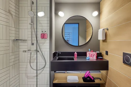 Moxy Cologne Muelheim Chambres Photos
