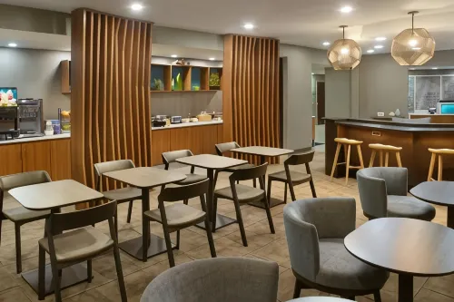 SpringHill Suites Atlanta Six Flags Mahlzeiten Photos