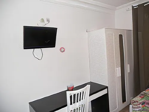 Hotel Pacific Photos