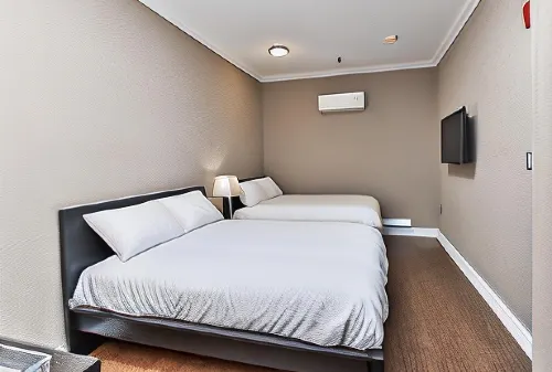 NU Hotel Toronto Airport Chambres Photos