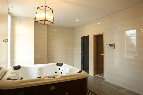 Cat Tuong Hotel Featured Photos