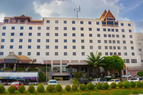 Songphanburi Hotel Außen Photos