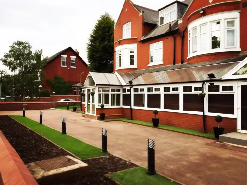 Trivelles Mayfair,Stockport Public Areas Photos